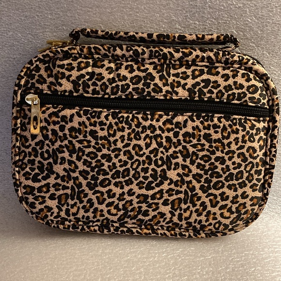 Source Unknown Other - Leopard Print Zippered Tech Bag With Carry Handle - Electronics Organizer